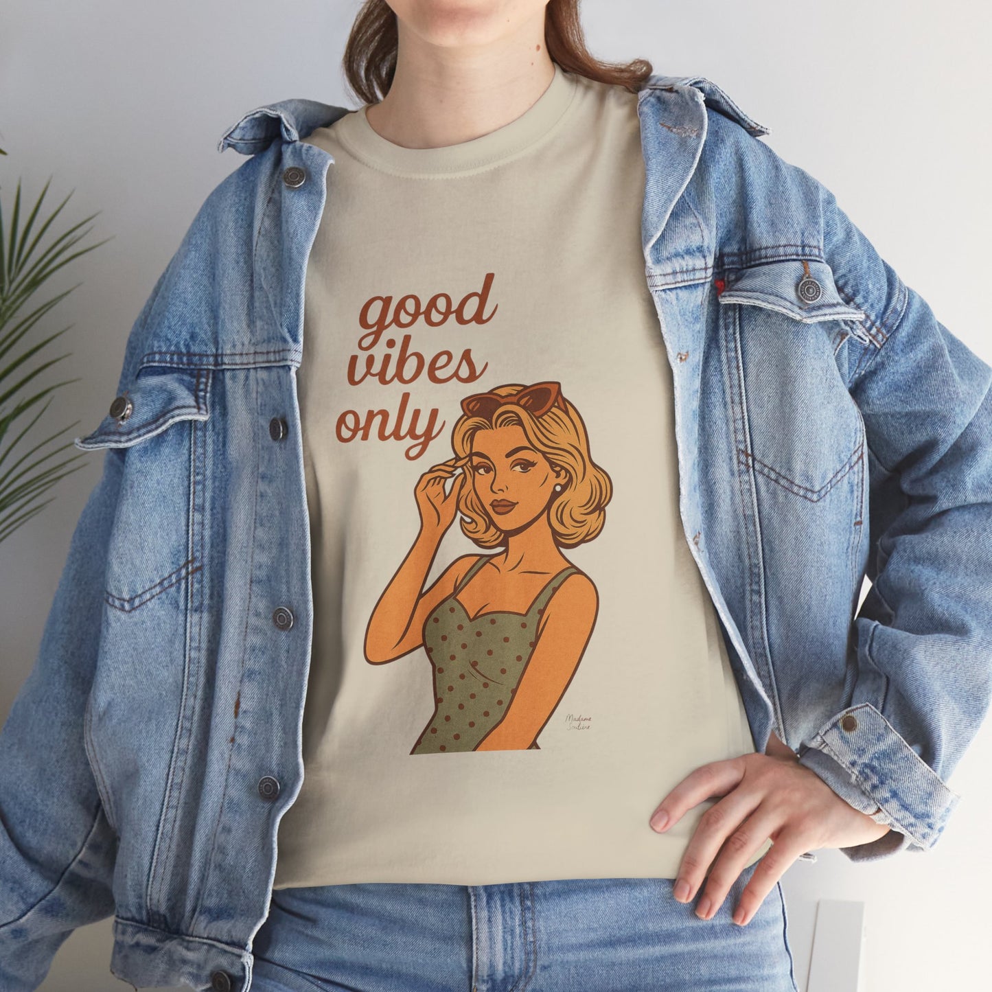 Retro Graphic Unisex T-Shirt – Good Vibes Only Vintage Pin Up Tee, 50s Inspired Feminine Empowerment Top, Spiritual Positive Energy Shirt - Madame Soulière