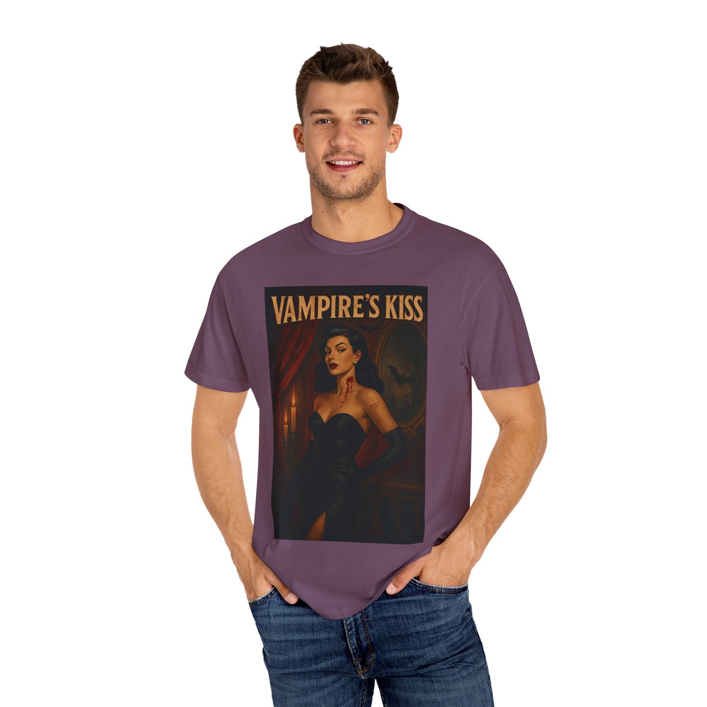 Vampire’s Kiss Halloween Unisex T-Shirt – Retro Vintage Vampire Graphic Tee, Spooky Horror Unisex Top, Gothic Scary Season Shirt - Madame Soulière
