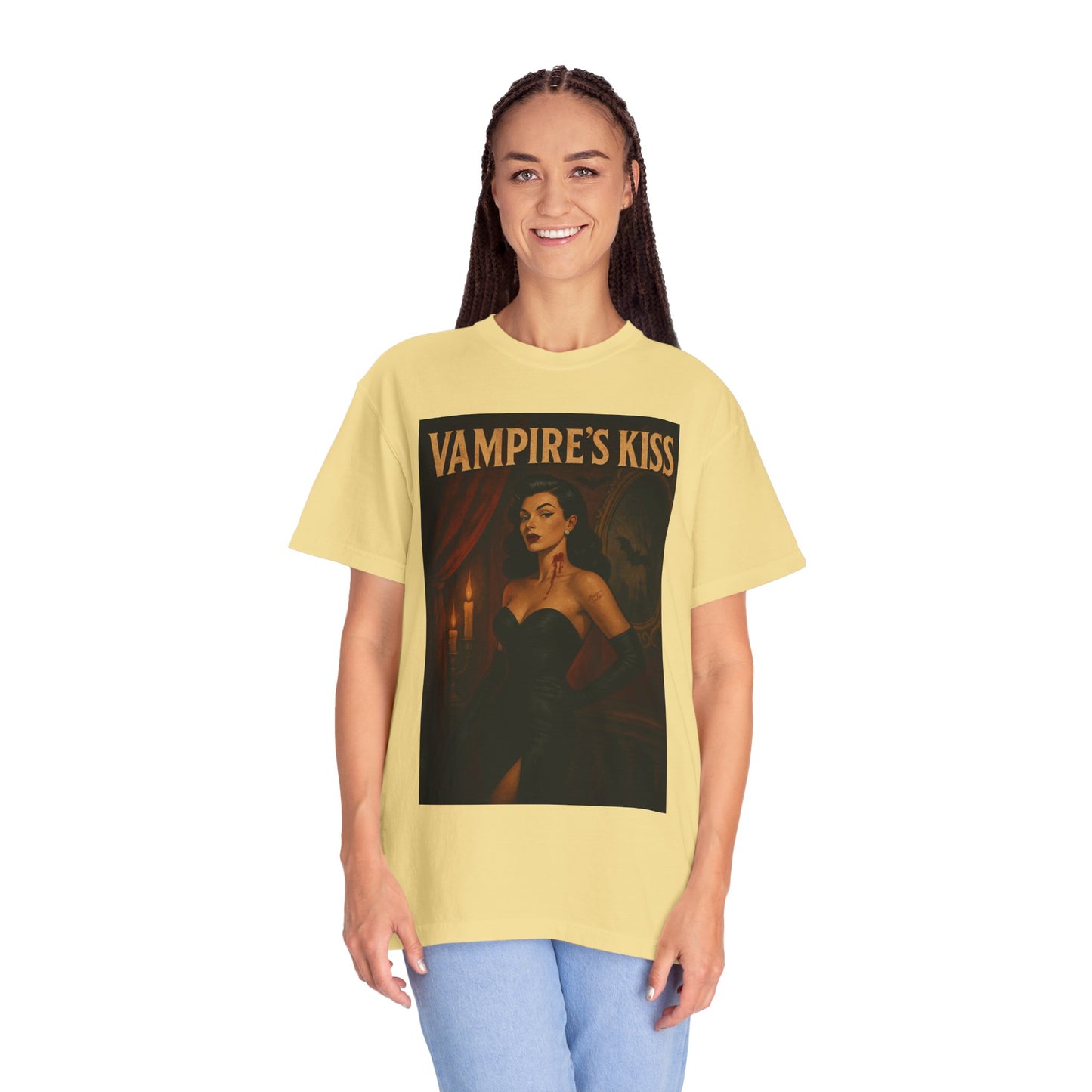Vampire’s Kiss Halloween Unisex T-Shirt – Retro Vintage Vampire Graphic Tee, Spooky Horror Unisex Top, Gothic Scary Season Shirt - Madame Soulière
