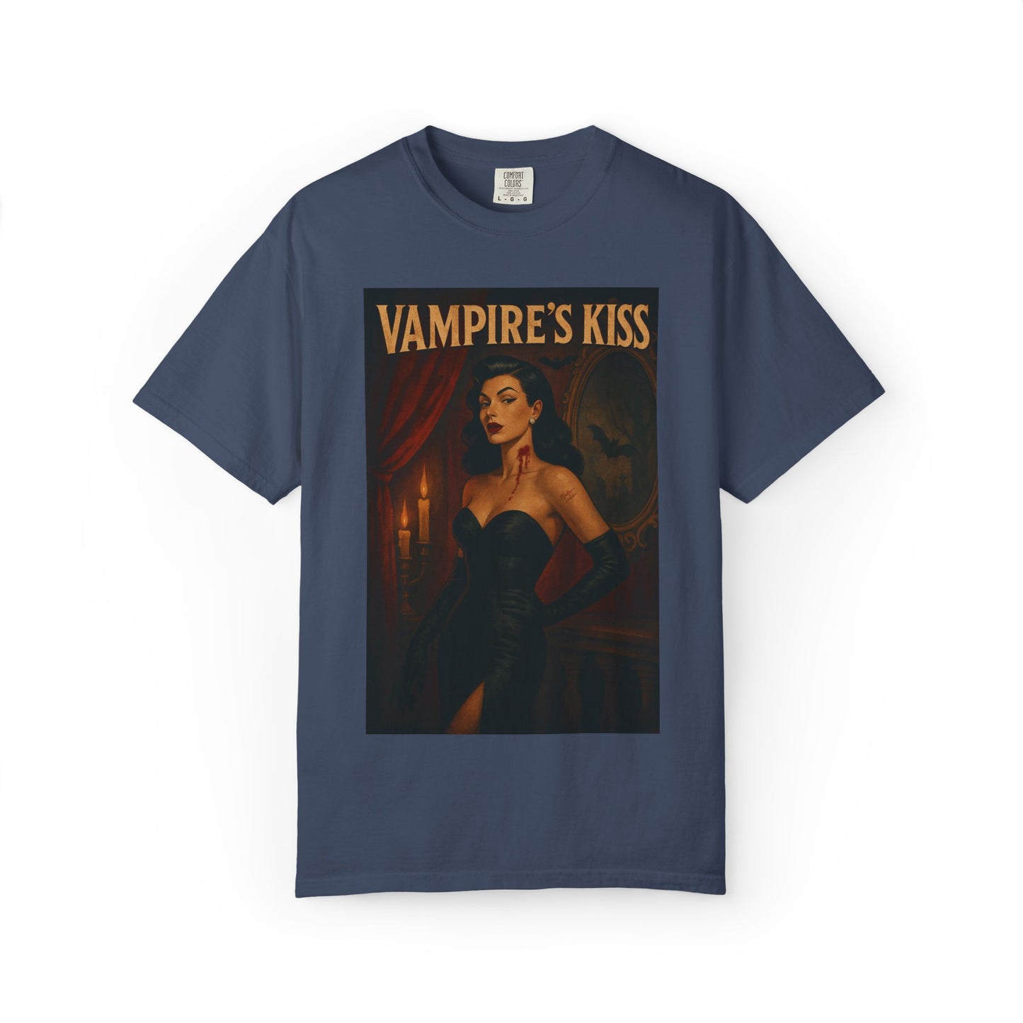 Vampire’s Kiss Halloween Unisex T-Shirt – Retro Vintage Vampire Graphic Tee, Spooky Horror Unisex Top, Gothic Scary Season Shirt - Madame Soulière