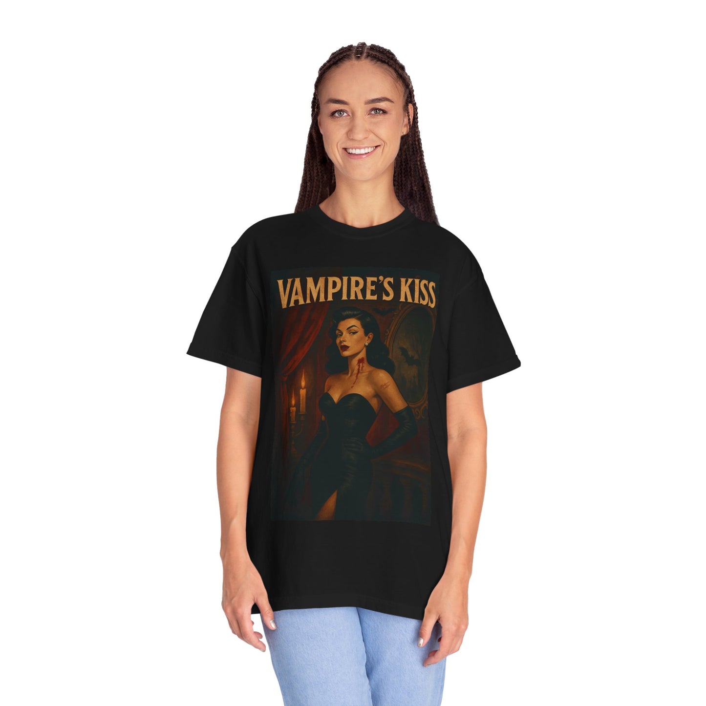 Vampire’s Kiss Halloween Unisex T-Shirt – Retro Vintage Vampire Graphic Tee, Spooky Horror Unisex Top, Gothic Scary Season Shirt - Madame Soulière