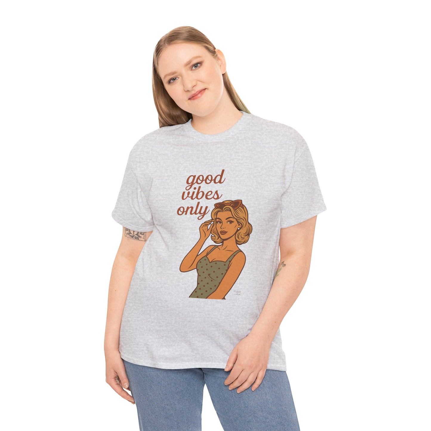 Retro Graphic Unisex T-Shirt – Good Vibes Only Vintage Pin Up Tee, 50s Inspired Feminine Empowerment Top, Spiritual Positive Energy Shirt - Madame Soulière