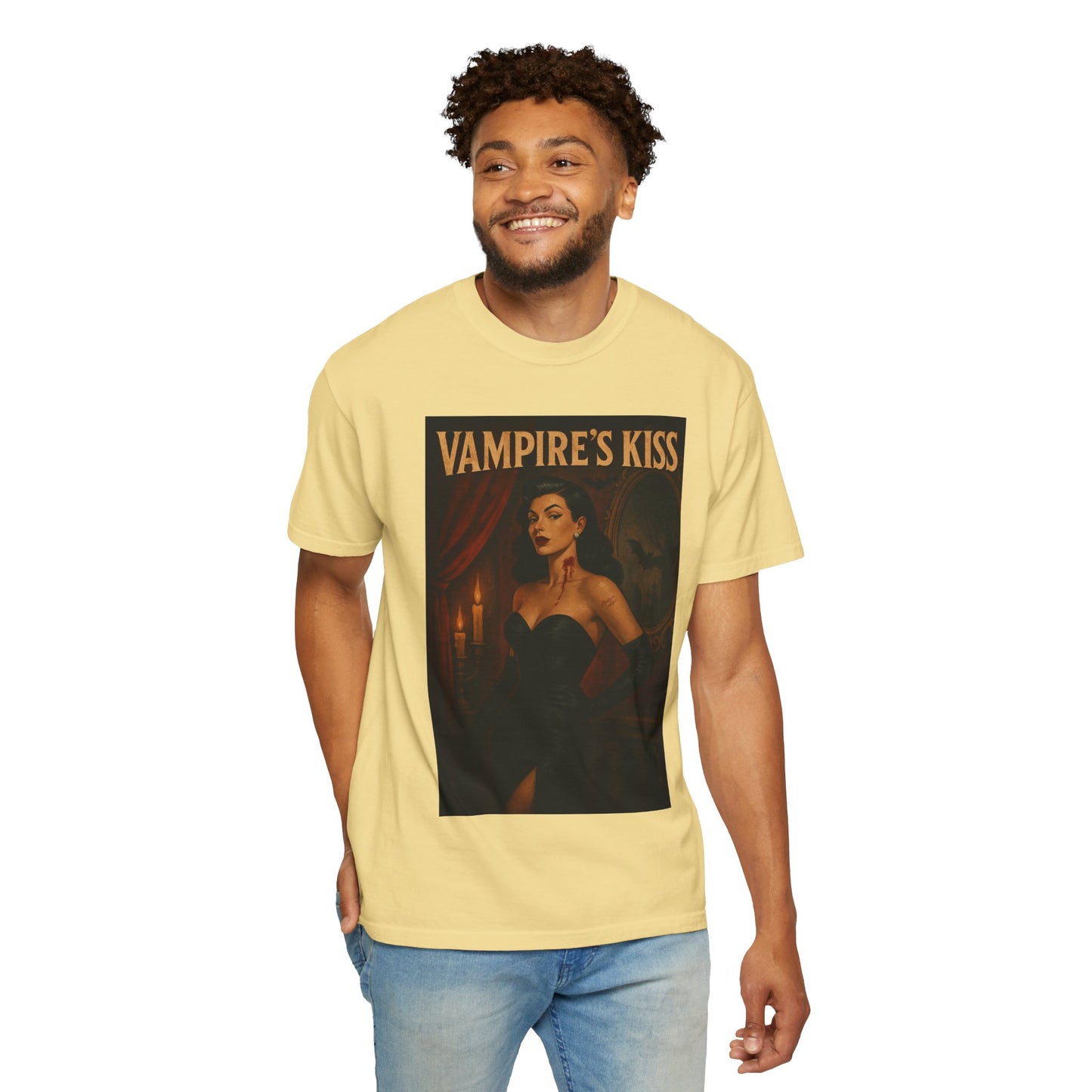 Vampire’s Kiss Halloween Unisex T-Shirt – Retro Vintage Vampire Graphic Tee, Spooky Horror Unisex Top, Gothic Scary Season Shirt - Madame Soulière