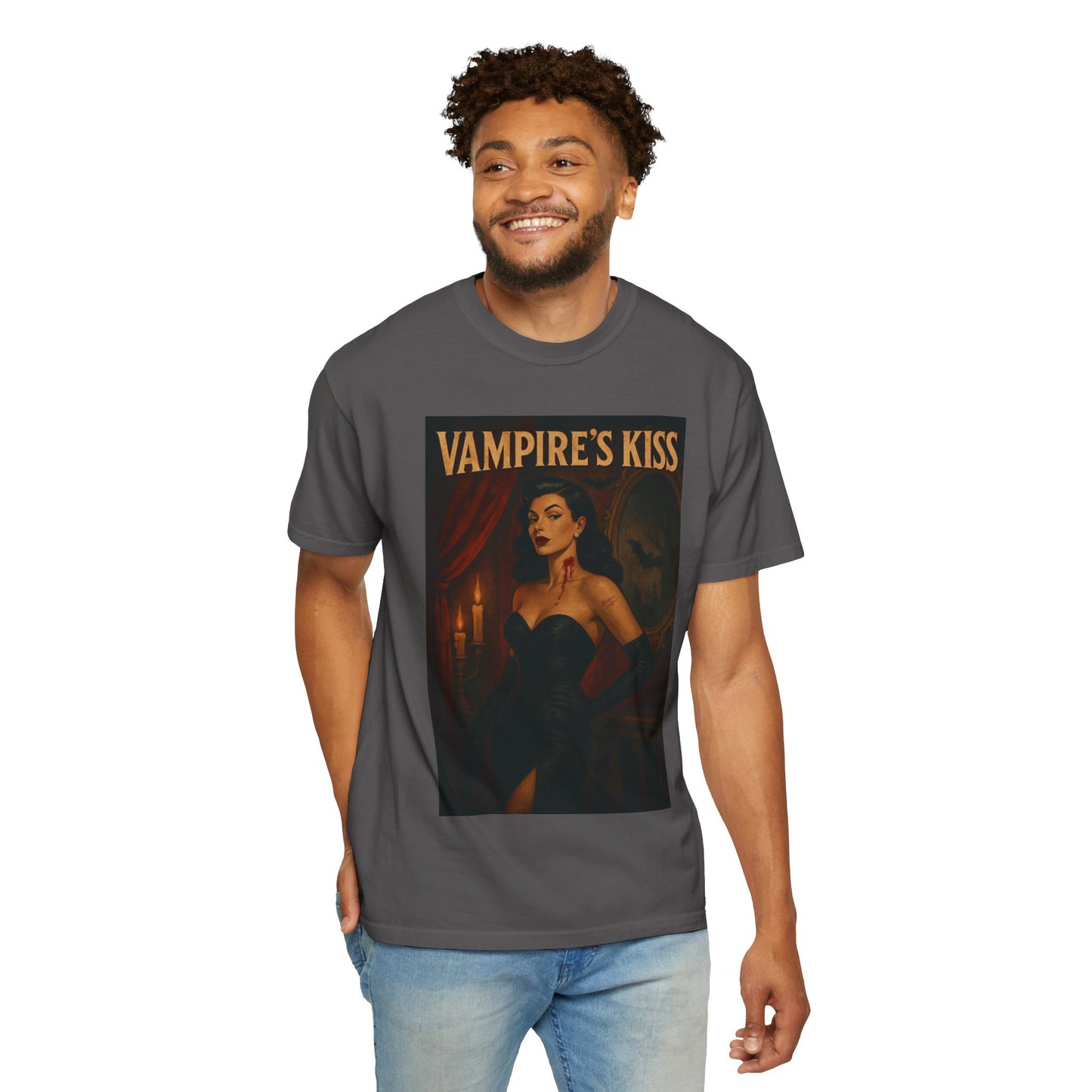 Vampire’s Kiss Halloween Unisex T-Shirt – Retro Vintage Vampire Graphic Tee, Spooky Horror Unisex Top, Gothic Scary Season Shirt - Madame Soulière