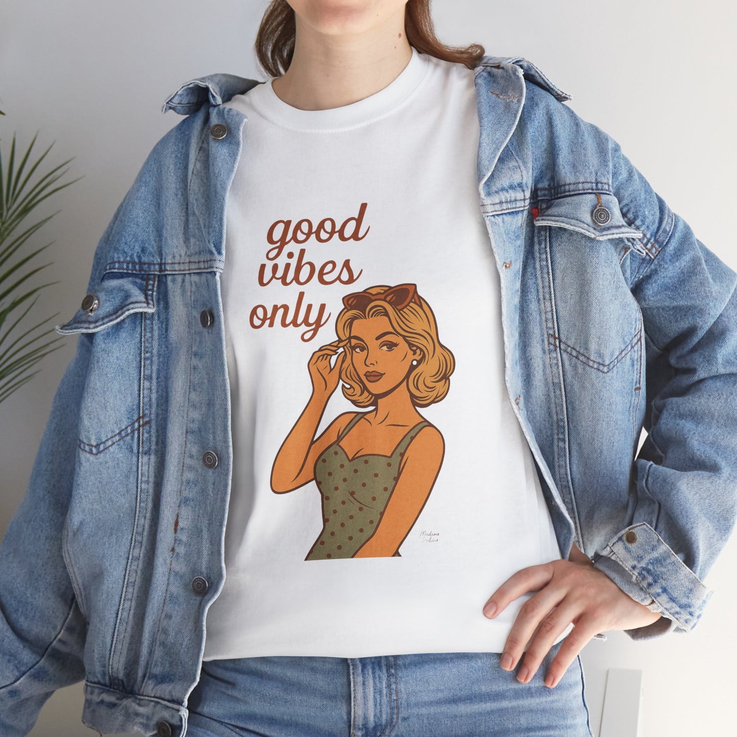 Retro Graphic Unisex T-Shirt – Good Vibes Only Vintage Pin Up Tee, 50s Inspired Feminine Empowerment Top, Spiritual Positive Energy Shirt - Madame Soulière