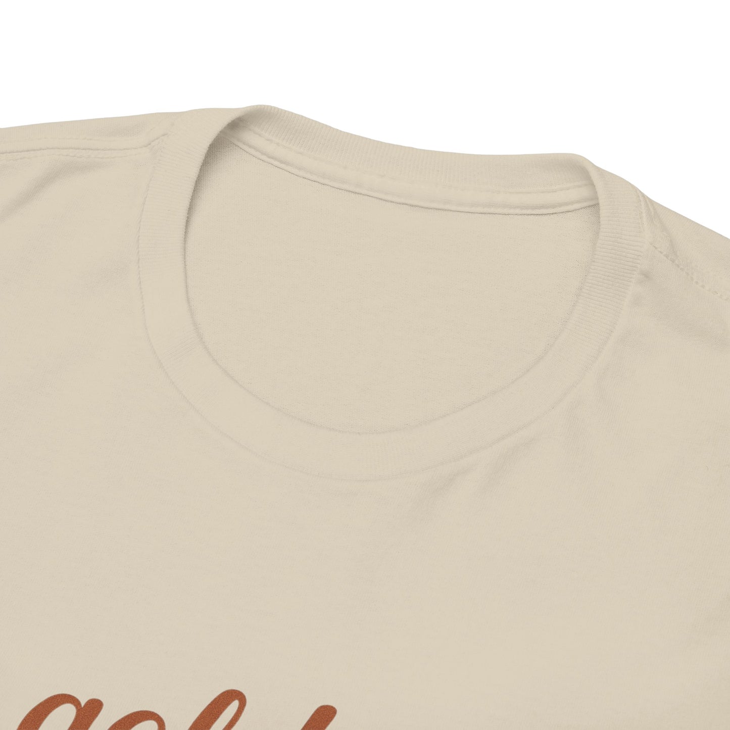 Golden Vibes – Retro Pin-Up Graphic Tee | Unisex Vintage Aesthetic T-Shirt - Madame Soulière