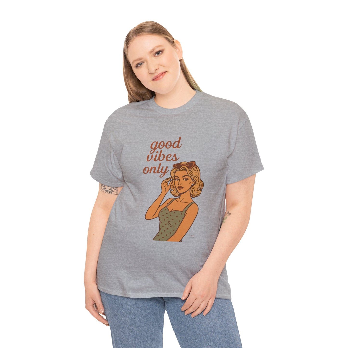Retro Graphic Unisex T-Shirt – Good Vibes Only Vintage Pin Up Tee, 50s Inspired Feminine Empowerment Top, Spiritual Positive Energy Shirt - Madame Soulière