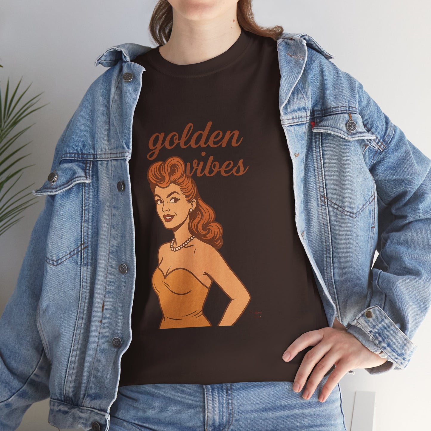 Golden Vibes – Retro Pin-Up Graphic Tee | Unisex Vintage Aesthetic T-Shirt - Madame Soulière