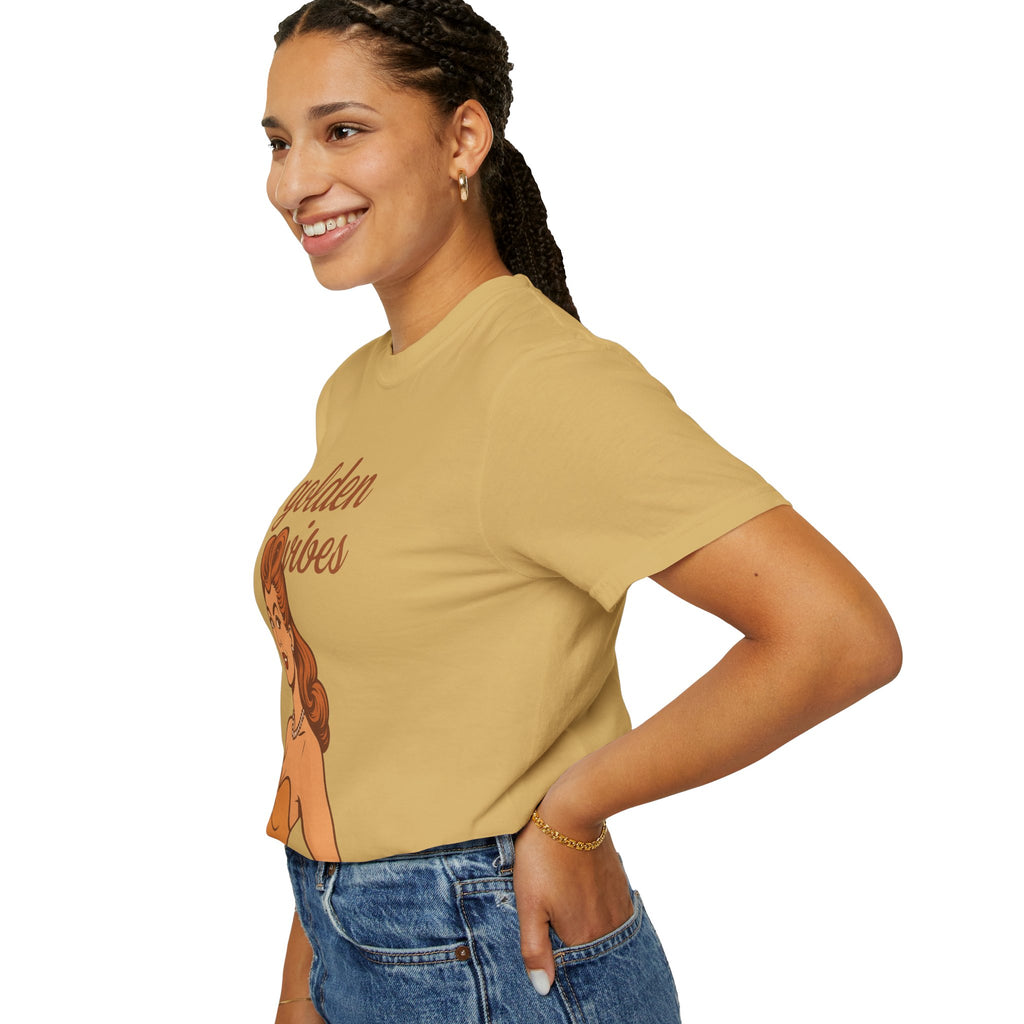Golden Vibes – Retro Pin-Up Vintage T-Shirt