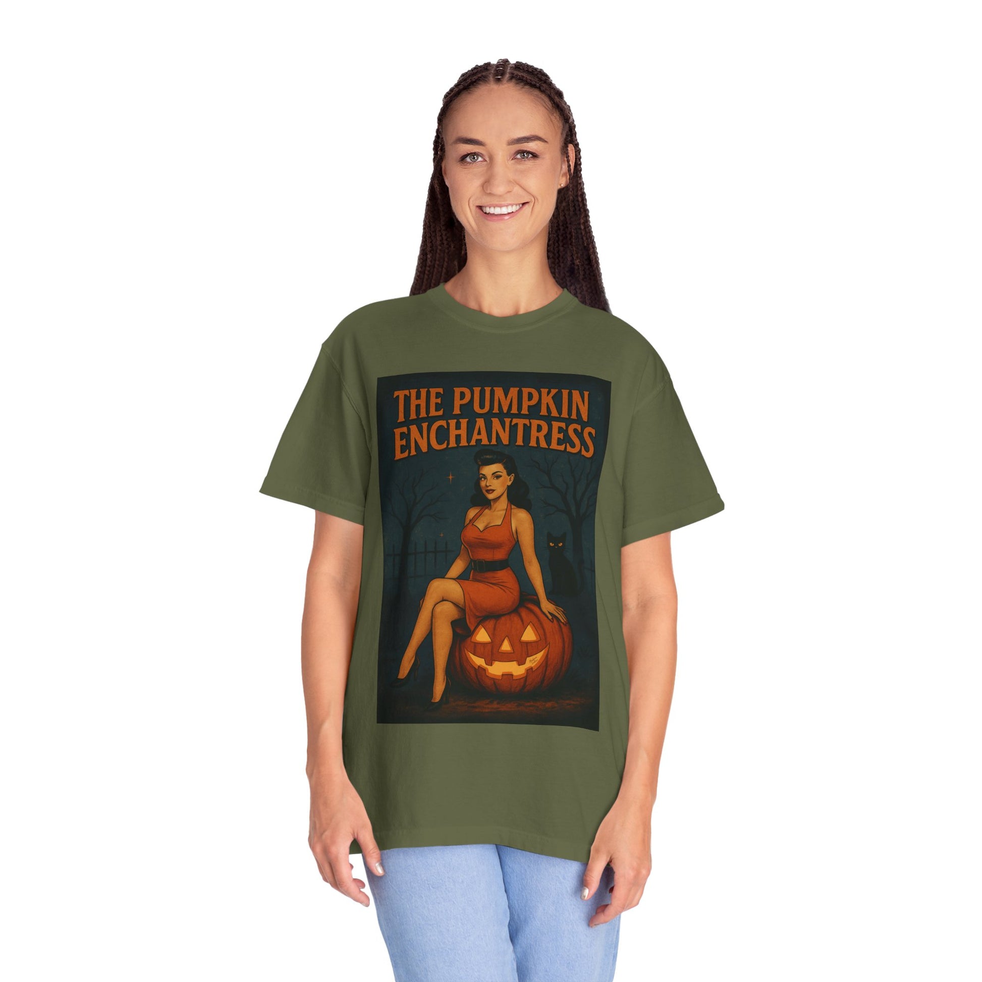 The Pumpkin Enchantress Halloween Unisex T-Shirt – Retro Witch Graphic Tee, Vintage Pumpkin Horror Top, Spooky Unisex Scary Season Shirt - Madame Soulière