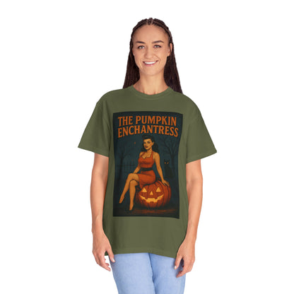 The Pumpkin Enchantress Halloween Unisex T-Shirt – Retro Witch Graphic Tee, Vintage Pumpkin Horror Top, Spooky Unisex Scary Season Shirt - Madame Soulière