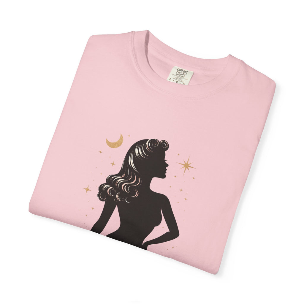 A Cosmic Woman Never Gets Lost – Vintage Feminine Cosmic T-Shirt