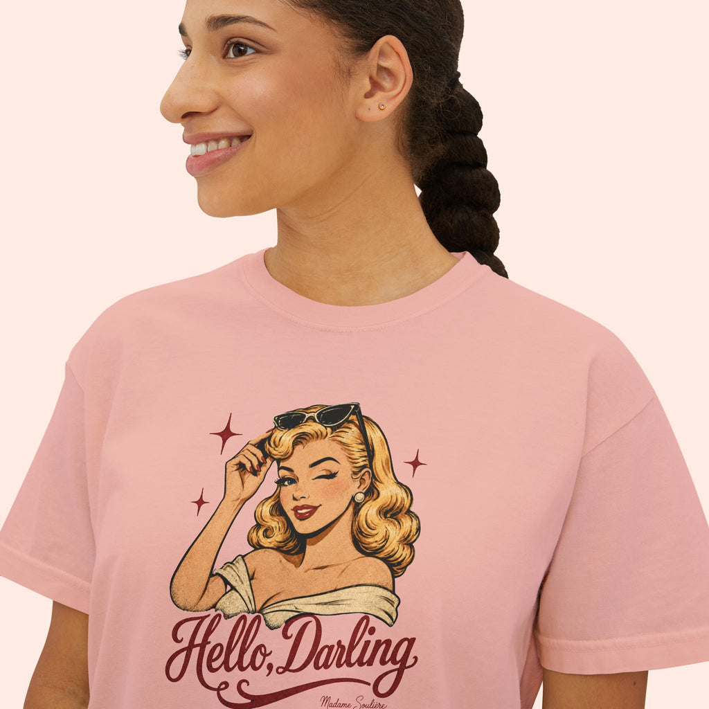 Hello Darling - Retro Pin-Up Graphic Boxy T-Shirt
