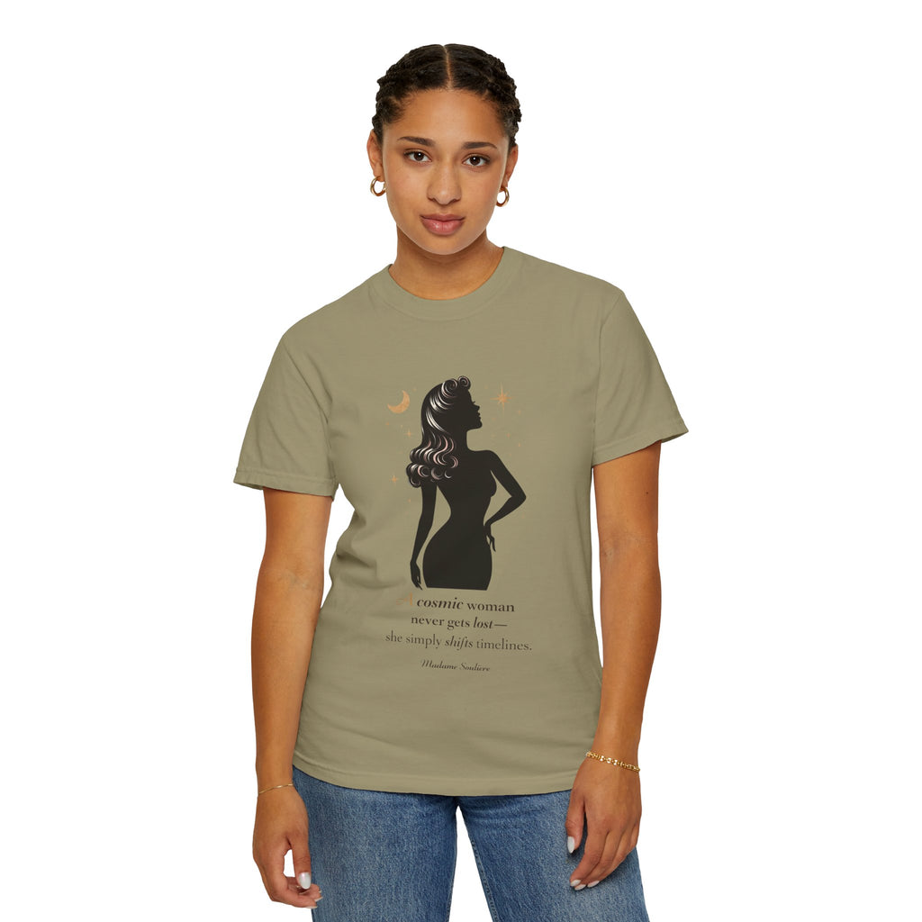 A Cosmic Woman Never Gets Lost – Vintage Feminine Cosmic T-Shirt
