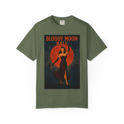 Bloody Moon Halloween Unisex T-Shirt – Vampire Retro Graphic Tee, Vintage Horror Spooky Top, Scary Season Shirt - Madame Soulière