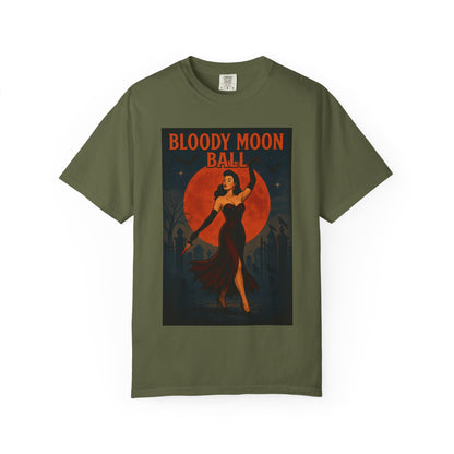 Bloody Moon Halloween Unisex T-Shirt – Vampire Retro Graphic Tee, Vintage Horror Spooky Top, Scary Season Shirt - Madame Soulière