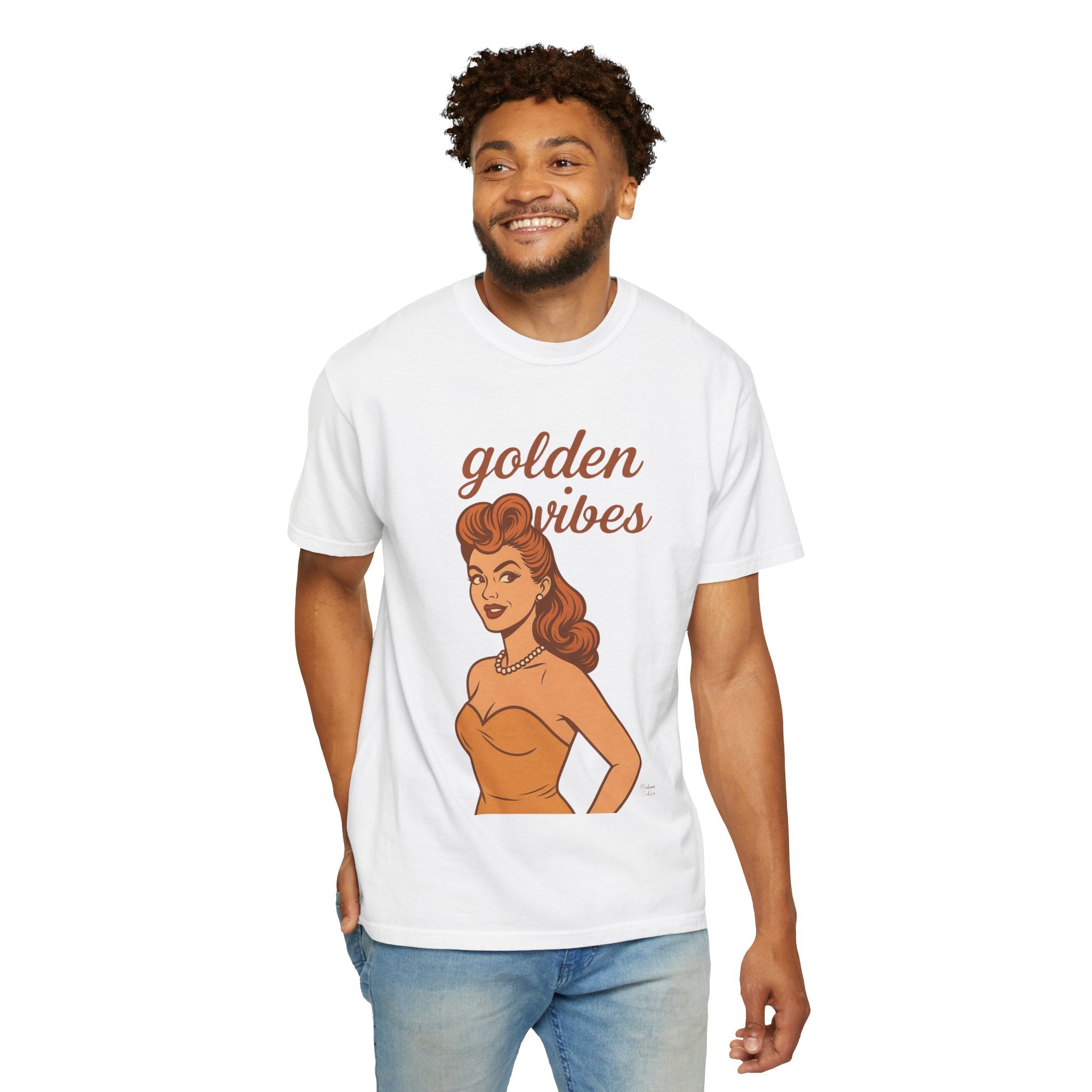 Golden Vibes – Retro Pin-Up Vintage T-Shirt