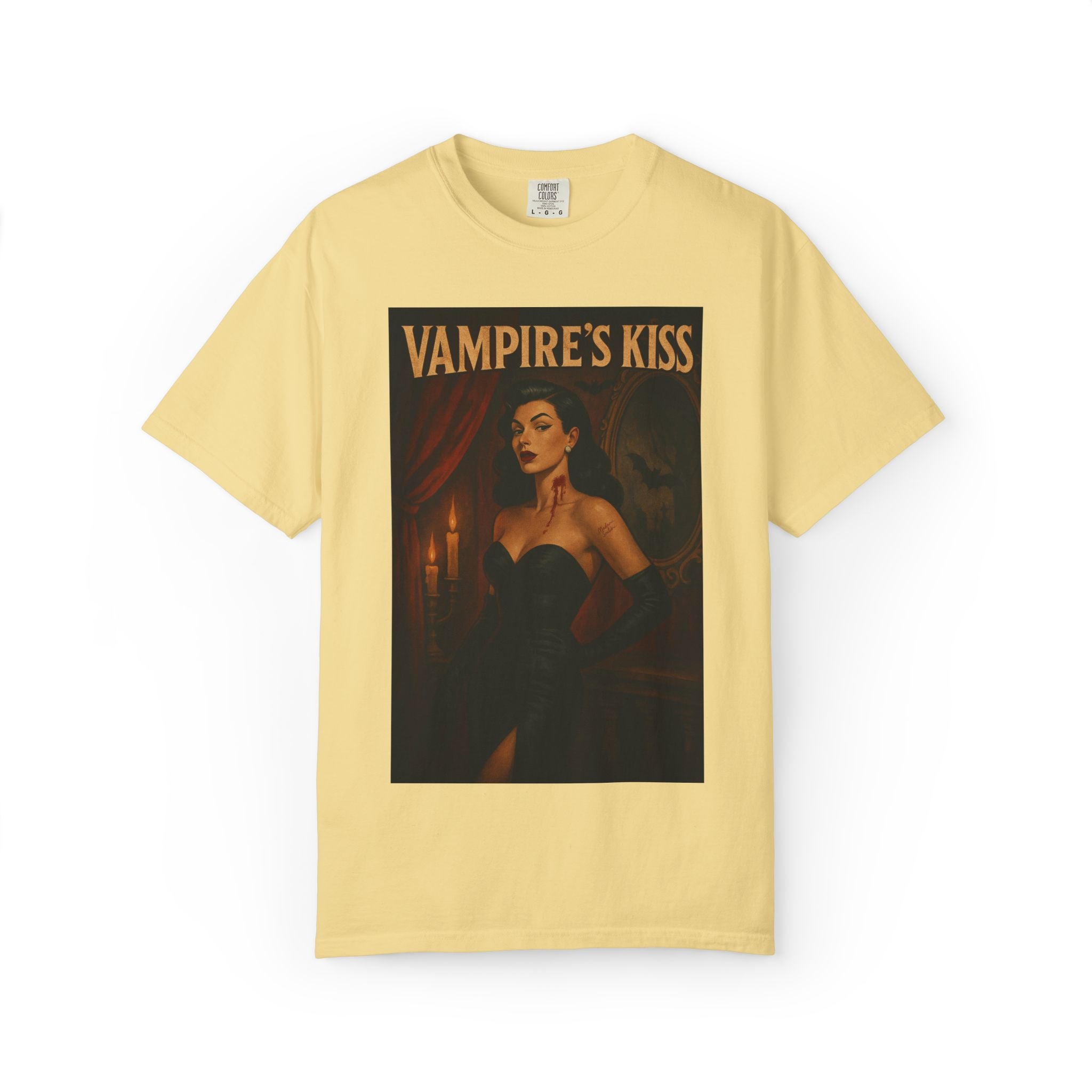 Vampire’s Kiss – Retro Pin-Up Vampire Unisex T-Shirt