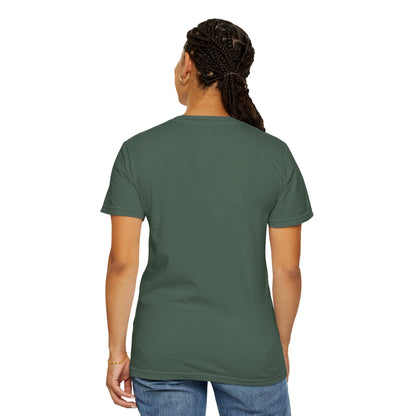 The Pumpkin Enchantress Halloween Unisex T-Shirt – Retro Witch Graphic Tee, Vintage Pumpkin Horror Top, Spooky Unisex Scary Season Shirt - Madame Soulière
