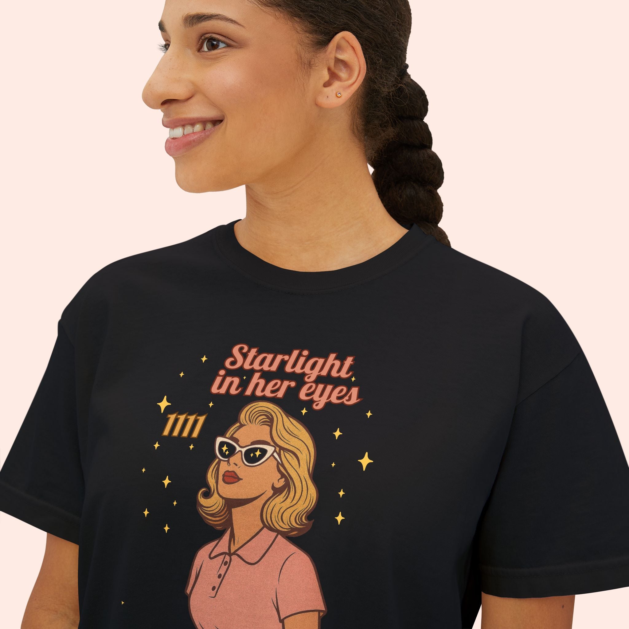 Starlight in Her Eyes 1111 – Retro Vintage Boxy T-Shirt