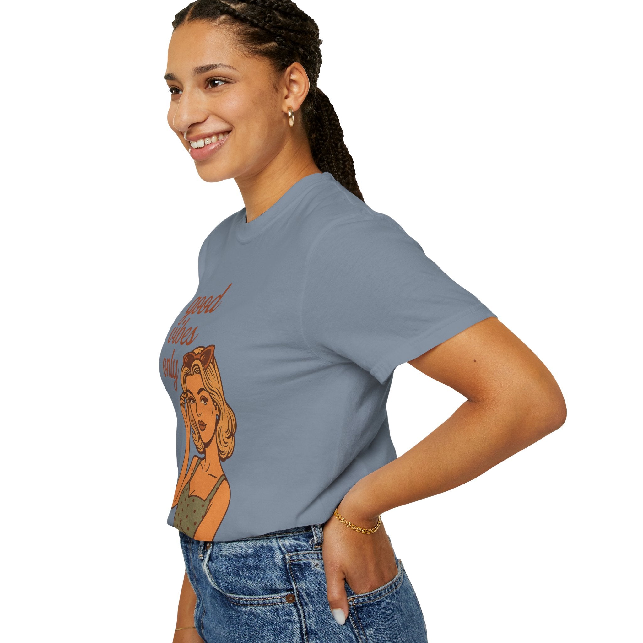 Good Vibes Only – Retro Pin-Up Vintage T-Shirt
