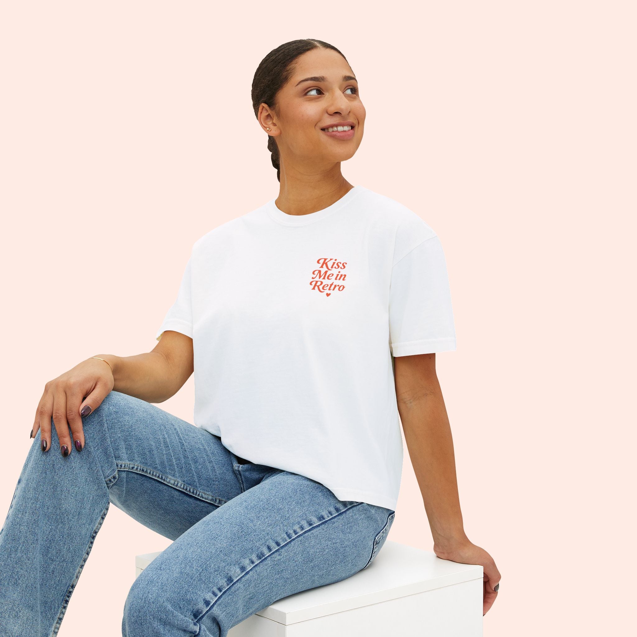 Kiss Me in Retro Graphic T-Shirt – Vintage Mini Motif Boxy T-Shirt
