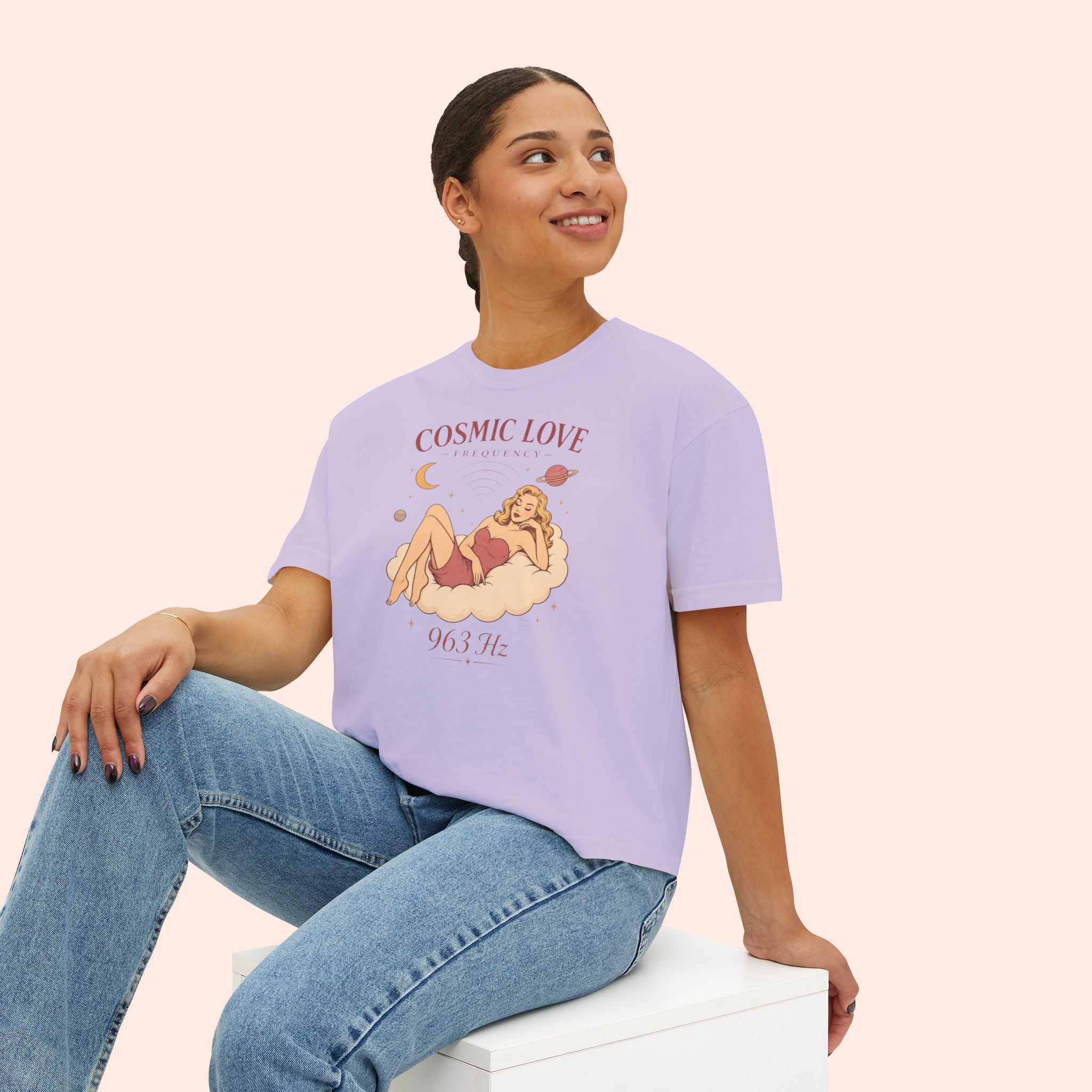 Cosmic Feminine Frequency – Retro Pin-Up Vintage Boxy T-Shirt