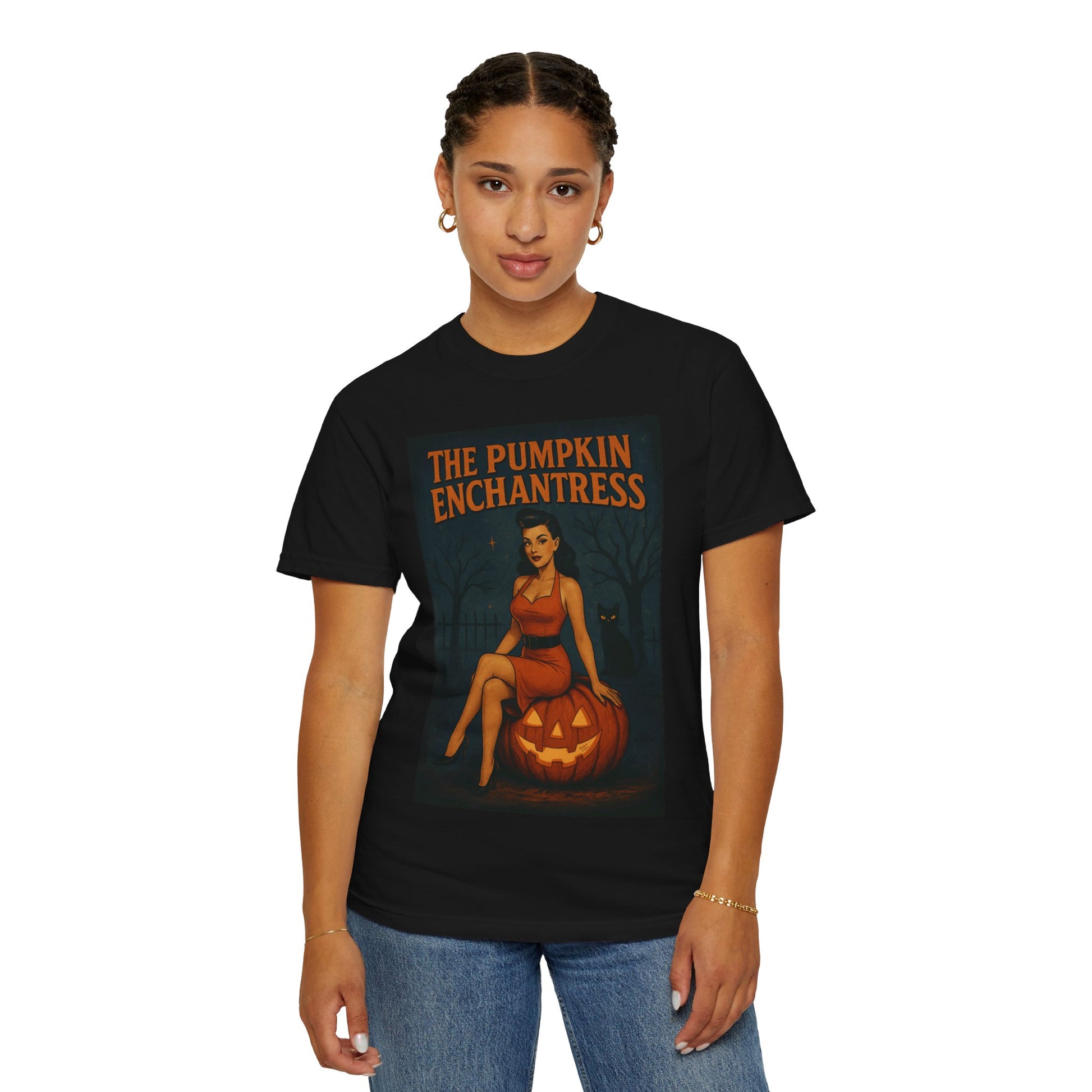 The Pumpkin Enchantress Halloween Unisex T-Shirt – Retro Witch Graphic Tee, Vintage Pumpkin Horror Top, Spooky Unisex Scary Season Shirt - Madame Soulière