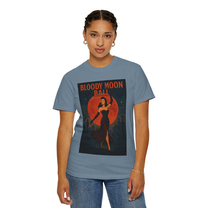 Bloody Moon Halloween Unisex T-Shirt – Vampire Retro Graphic Tee, Vintage Horror Spooky Top, Scary Season Shirt - Madame Soulière