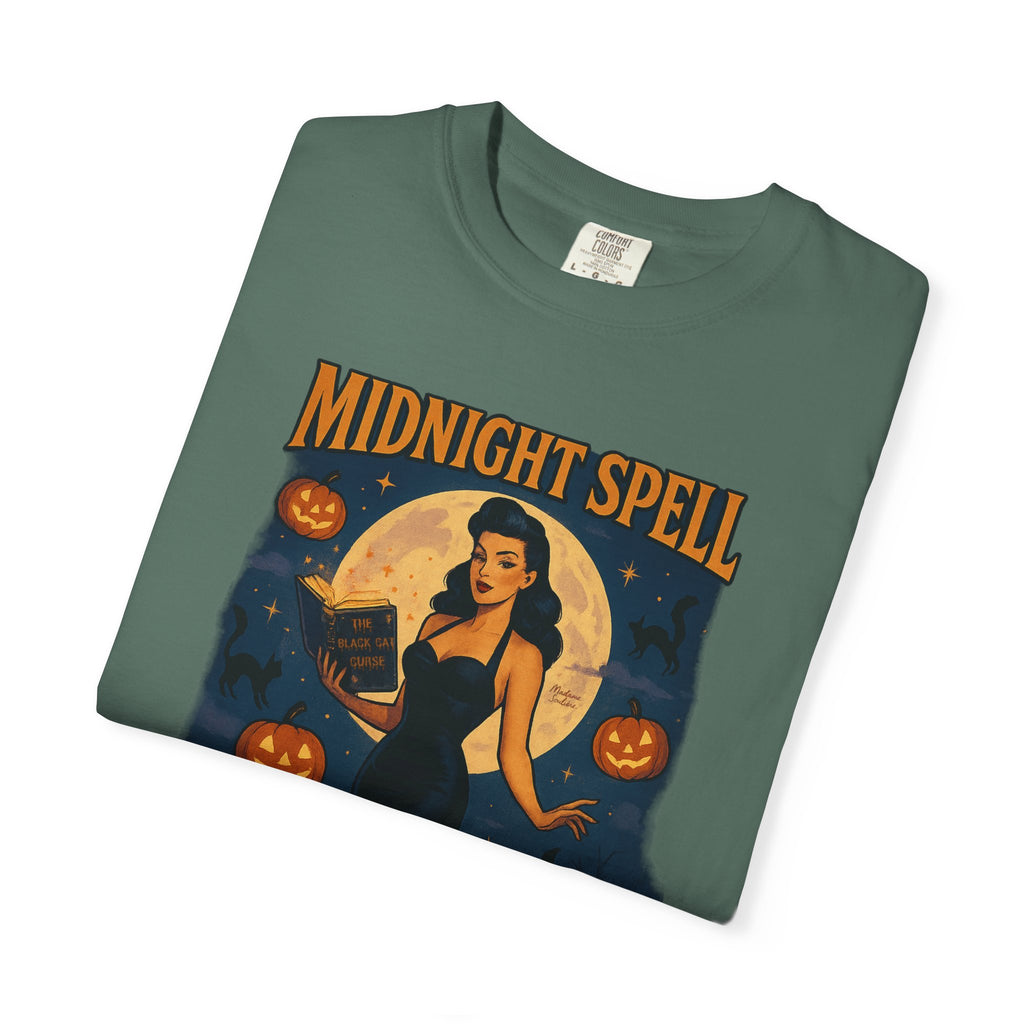 Midnight Spell – Retro Pin-Up Witch Unisex Halloween T-Shirt