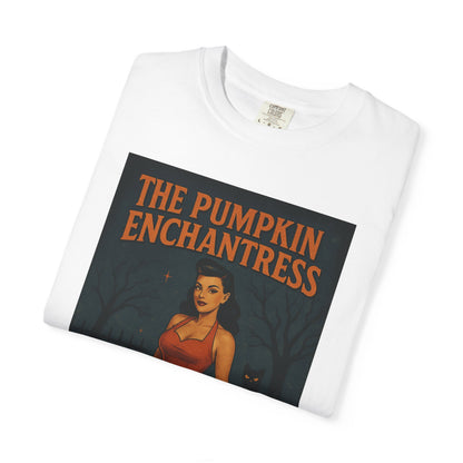 The Pumpkin Enchantress Halloween Unisex T-Shirt – Retro Witch Graphic Tee, Vintage Pumpkin Horror Top, Spooky Unisex Scary Season Shirt - Madame Soulière
