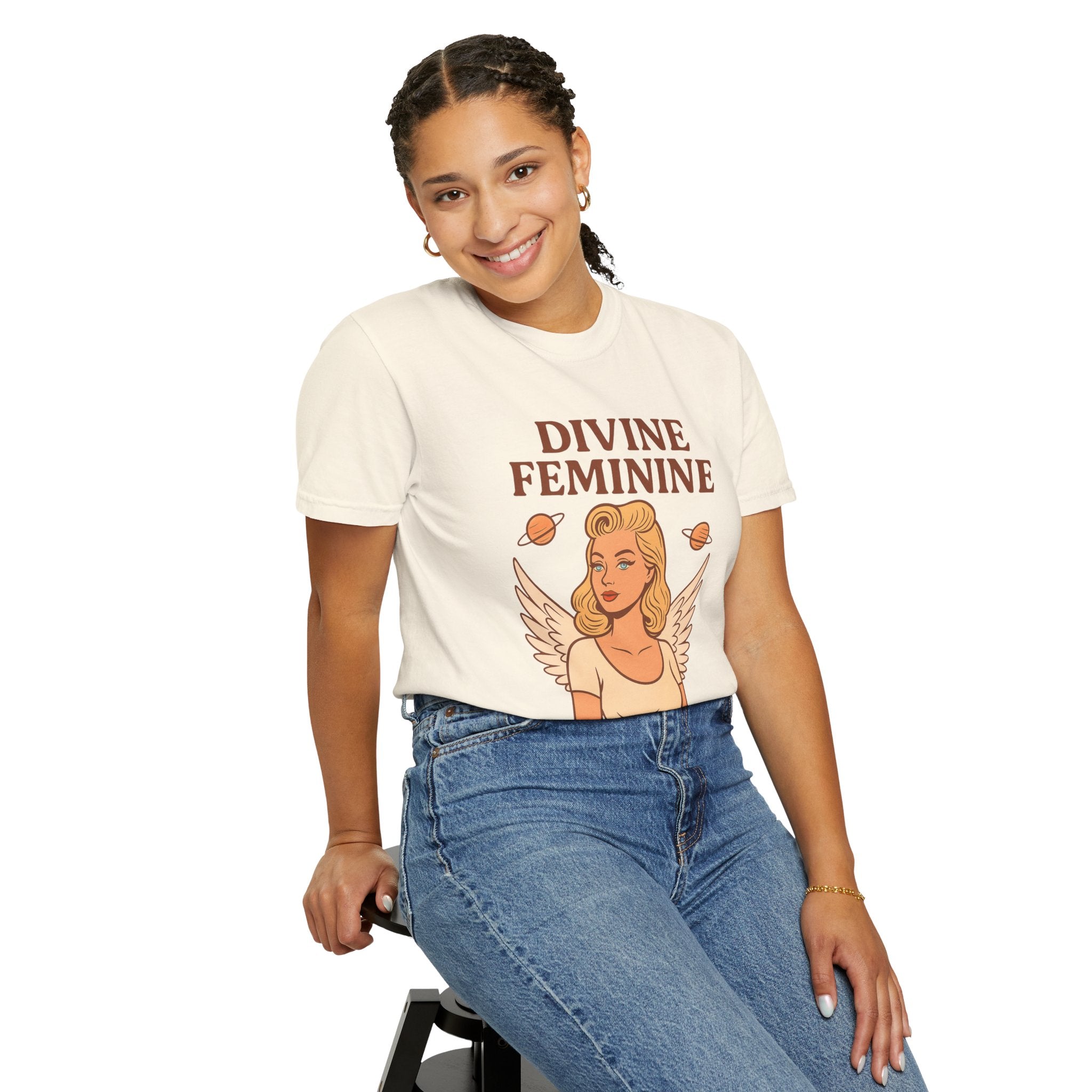 Divine Feminine Graphic T-Shirt – Vintage 50s Pin-Up Unisex Tee