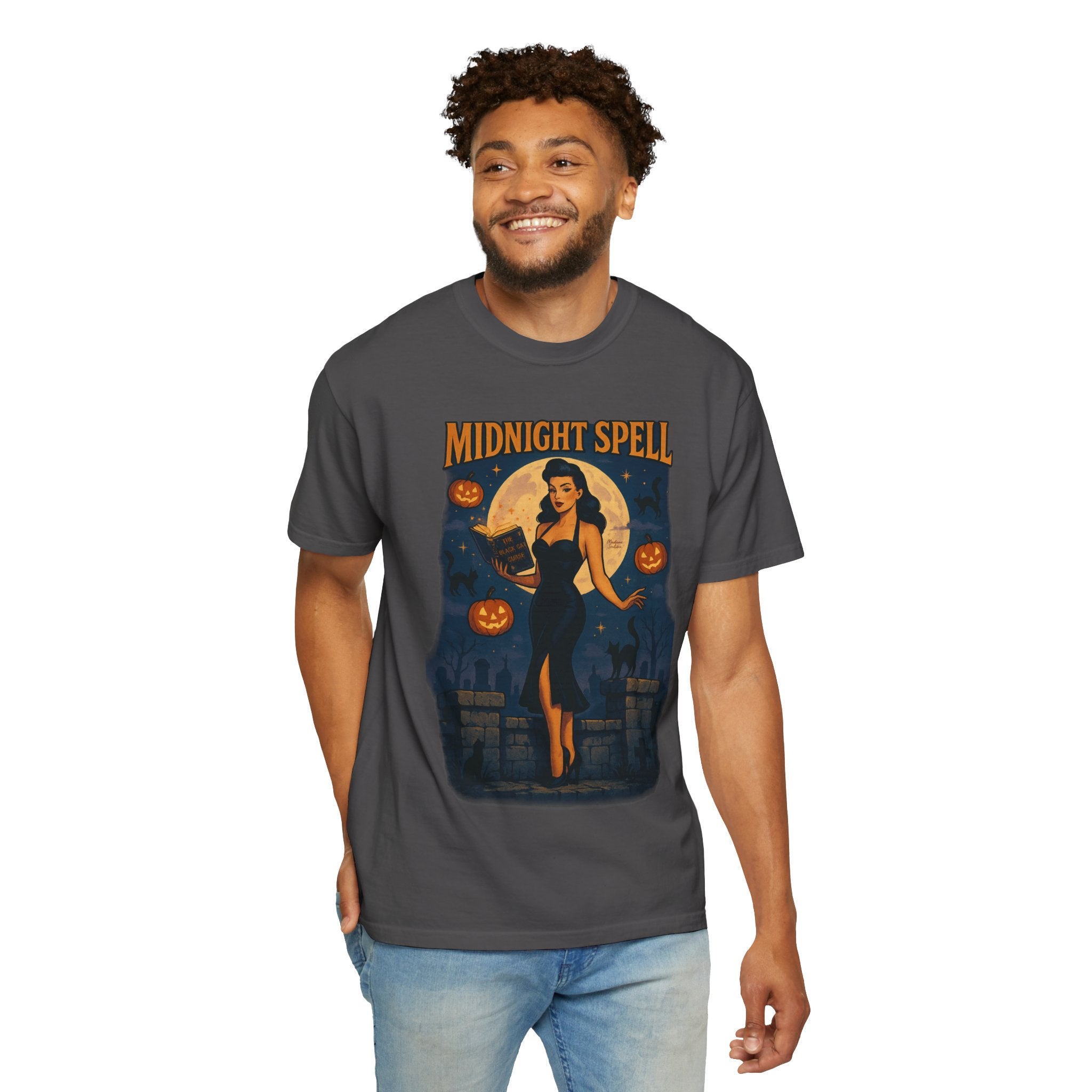 Midnight Spell – Retro Pin-Up Witch Unisex Halloween T-Shirt