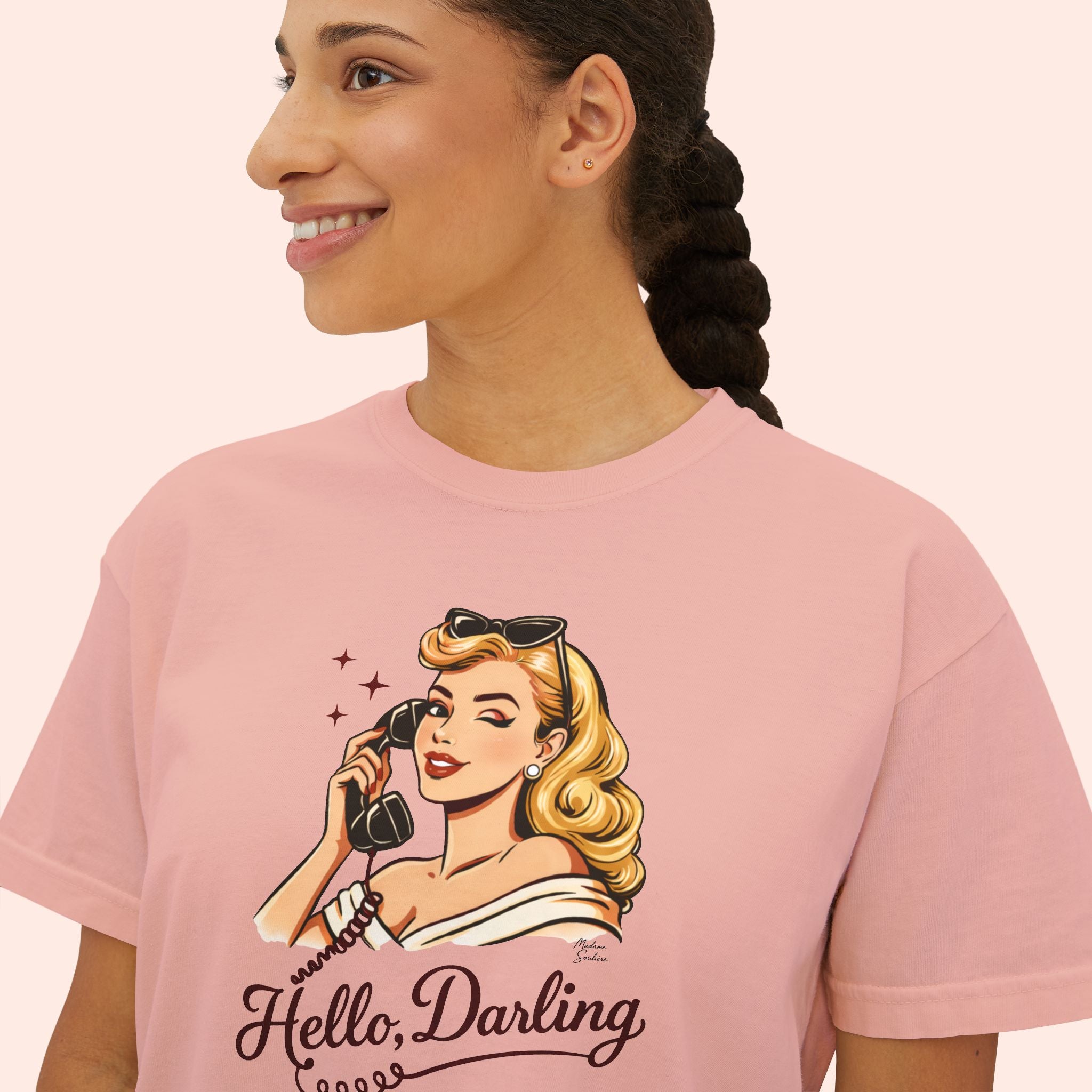 Hello Darling - Retro Pin-Up Graphic Boxy T-Shirt