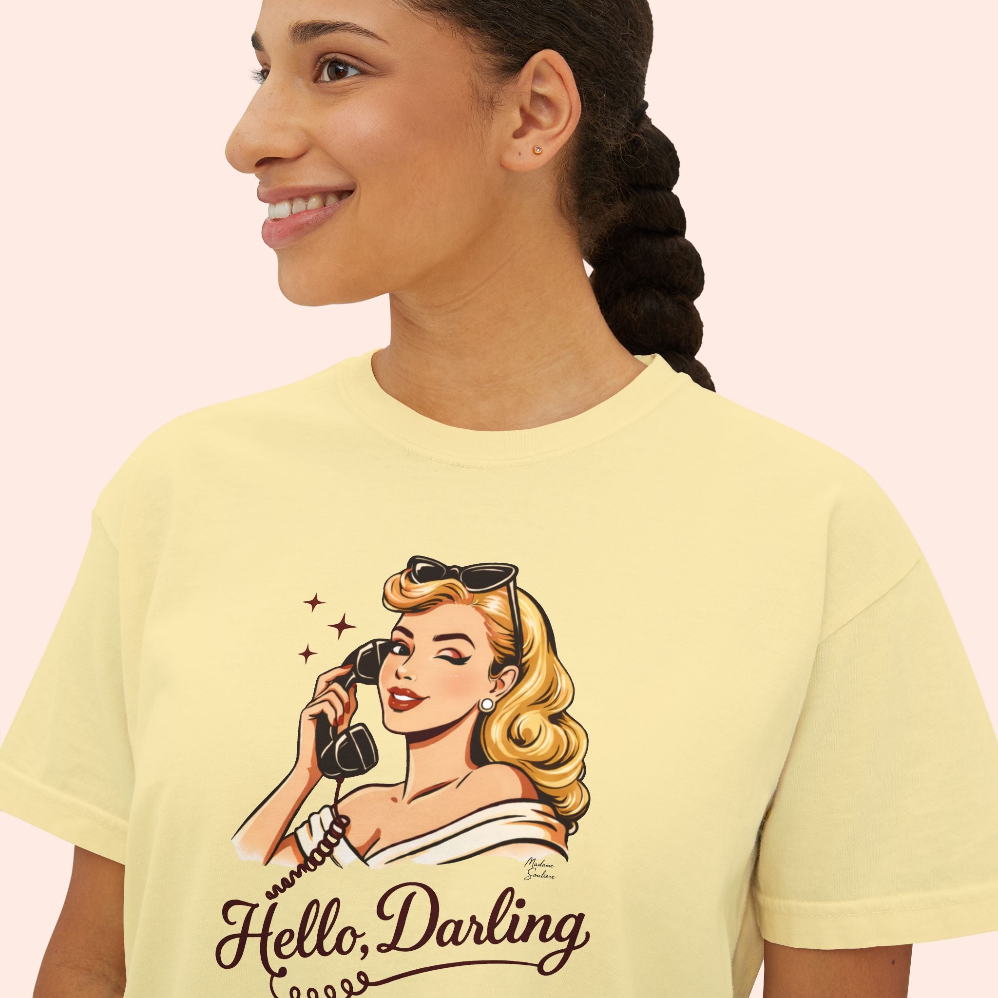 Hello Darling - Retro Pin-Up Graphic Boxy T-Shirt