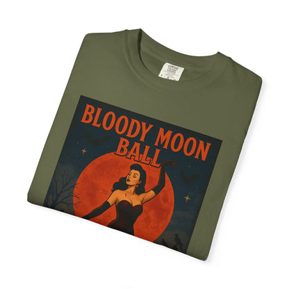 Bloody Moon Halloween Unisex T-Shirt – Vampire Retro Graphic Tee, Vintage Horror Spooky Top, Scary Season Shirt - Madame Soulière