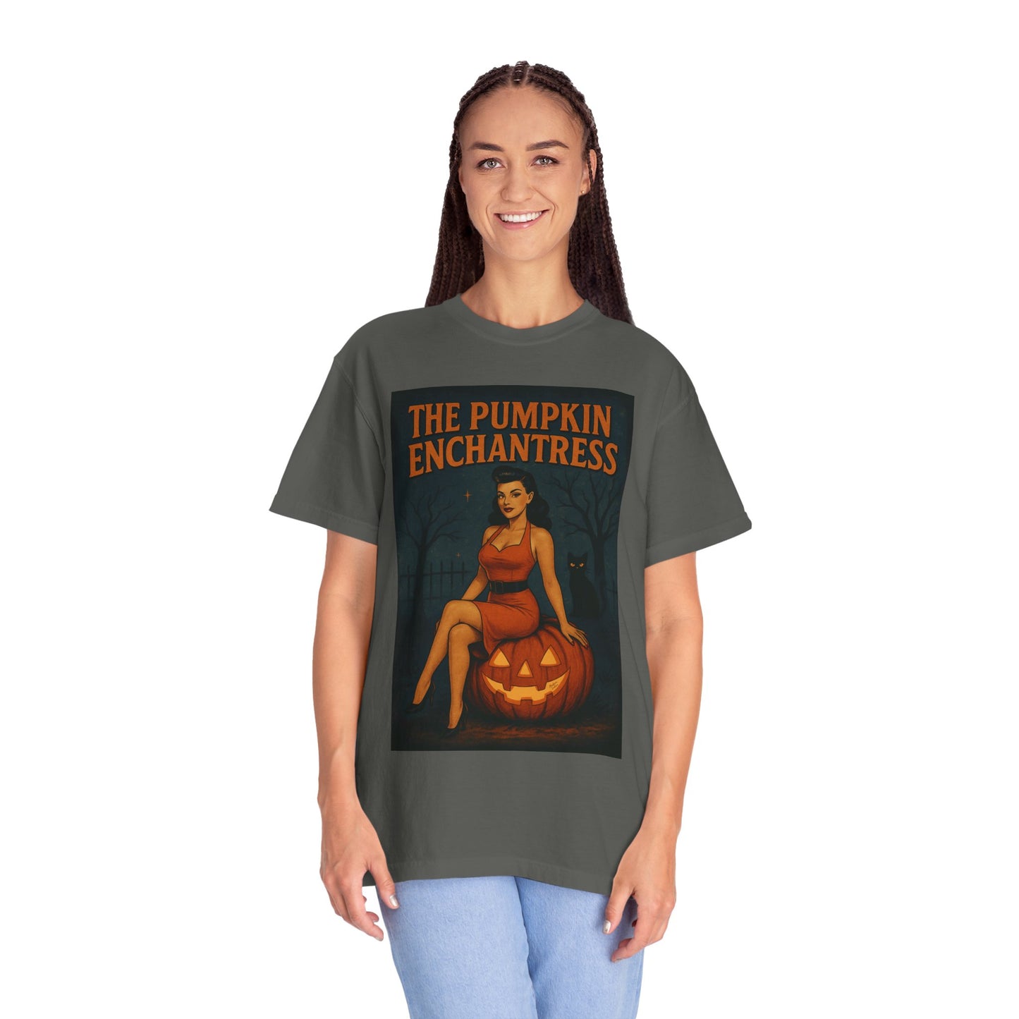 The Pumpkin Enchantress Halloween Unisex T-Shirt – Retro Witch Graphic Tee, Vintage Pumpkin Horror Top, Spooky Unisex Scary Season Shirt - Madame Soulière