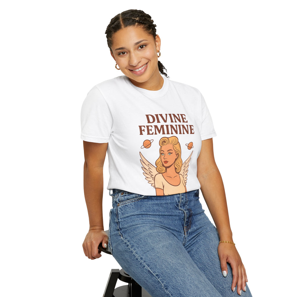Divine Feminine Graphic T-Shirt – Vintage 50s Pin-Up Unisex Tee