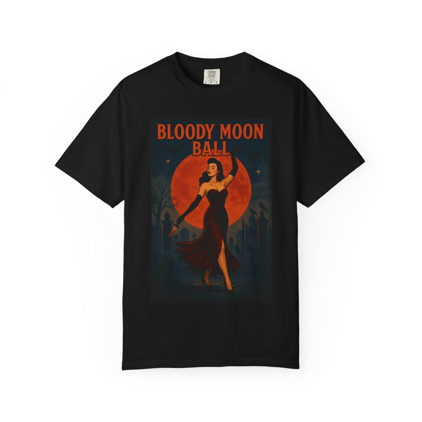 Bloody Moon Halloween Unisex T-Shirt – Vampire Retro Graphic Tee, Vintage Horror Spooky Top, Scary Season Shirt - Madame Soulière