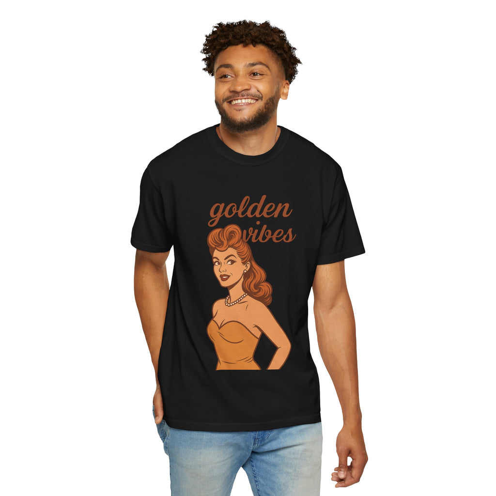 Golden Vibes – Retro Pin-Up Vintage T-Shirt