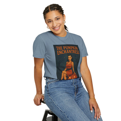 The Pumpkin Enchantress Halloween Unisex T-Shirt – Retro Witch Graphic Tee, Vintage Pumpkin Horror Top, Spooky Unisex Scary Season Shirt - Madame Soulière
