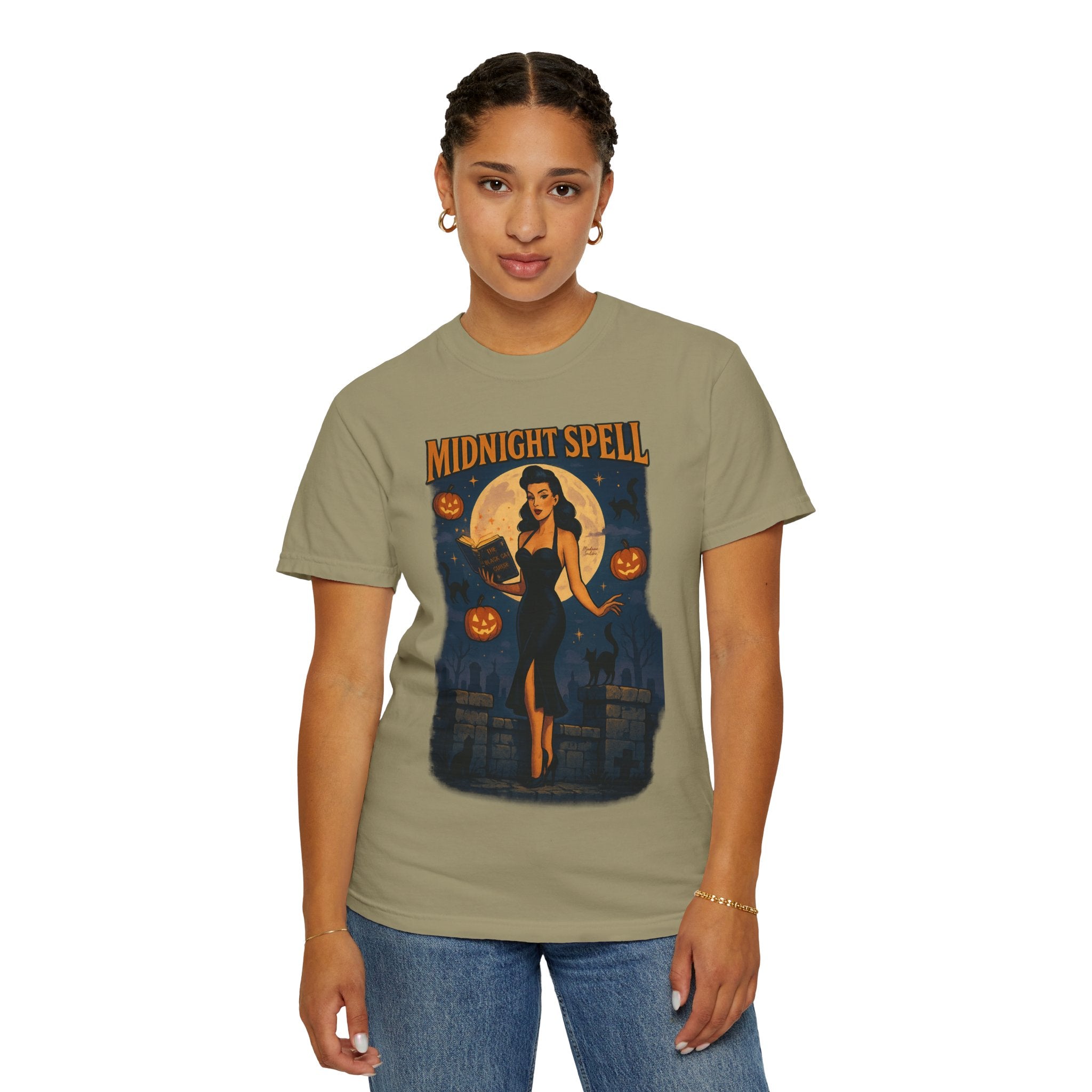 Midnight Spell – Retro Pin-Up Witch Unisex Halloween T-Shirt