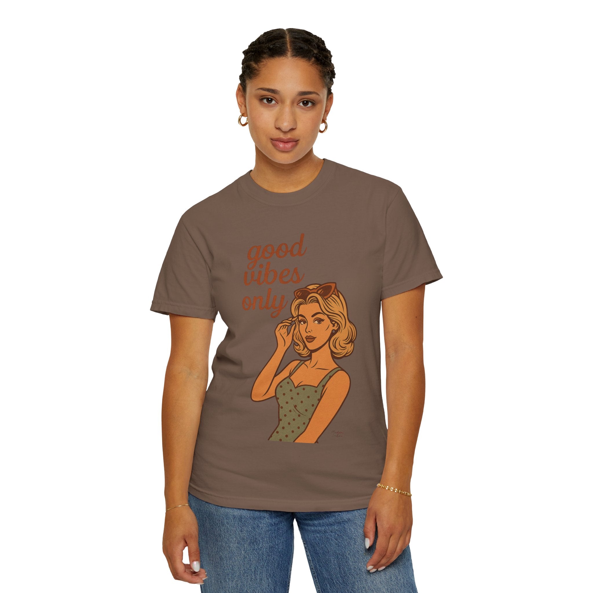 Good Vibes Only – Retro Pin-Up Vintage T-Shirt