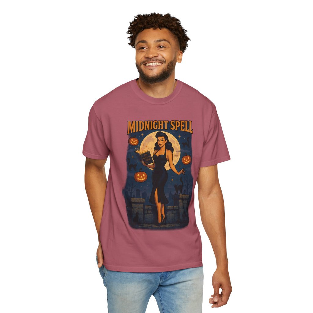 Midnight Spell – Retro Pin-Up Witch Unisex Halloween T-Shirt
