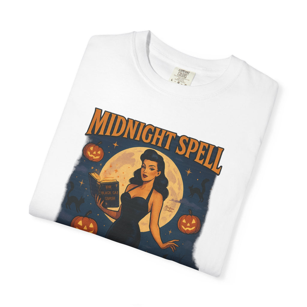 Midnight Spell – Retro Pin-Up Witch Unisex Halloween T-Shirt