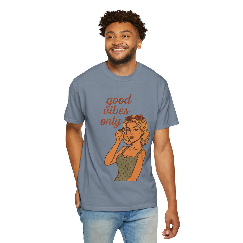 Good Vibes Only – Retro Pin-Up Vintage T-Shirt