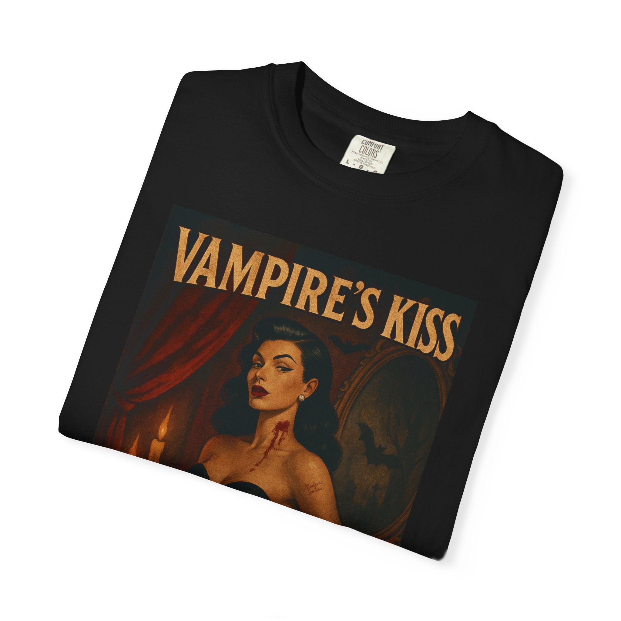 Vampire’s Kiss – Retro Pin-Up Vampire Unisex T-Shirt