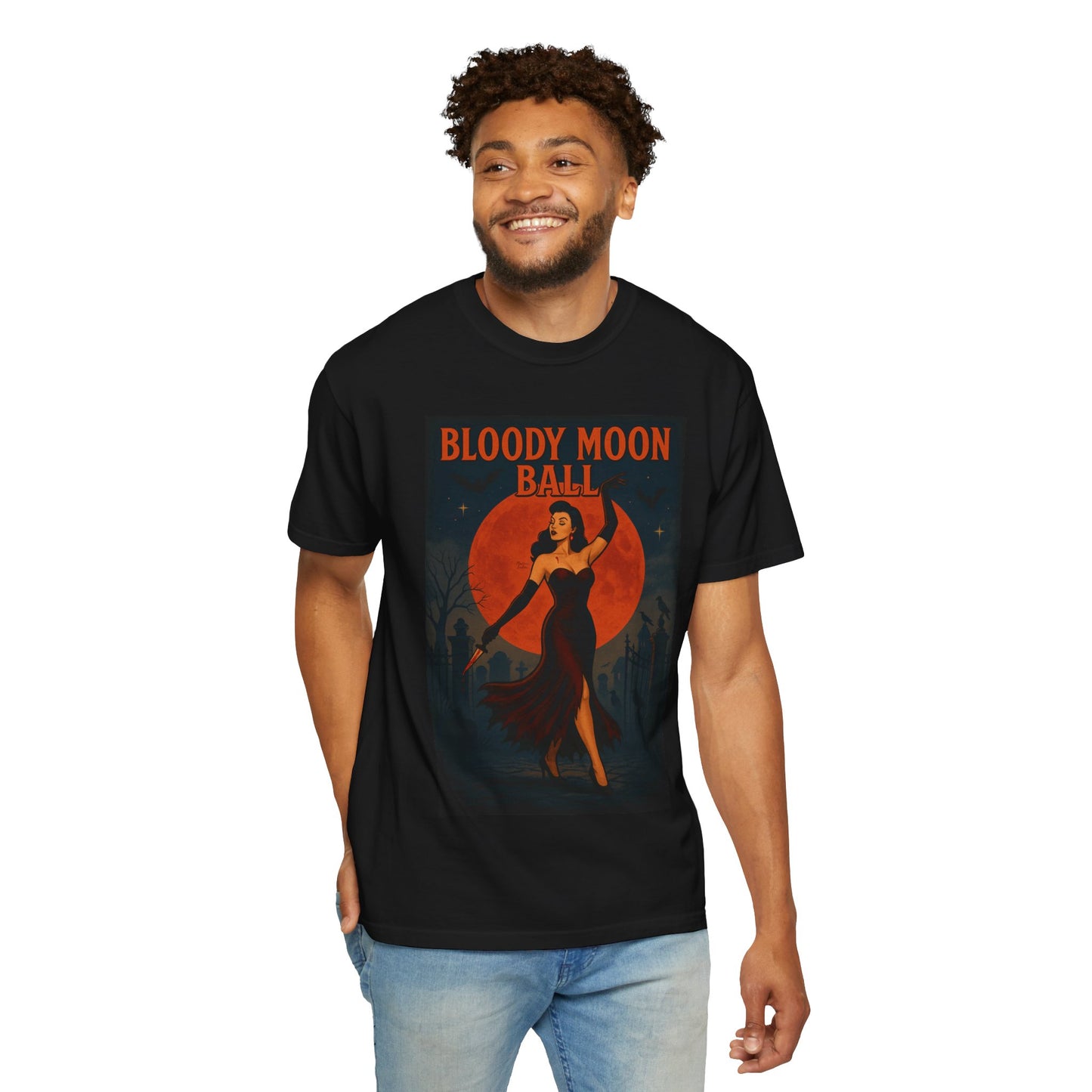 Bloody Moon Halloween Unisex T-Shirt – Vampire Retro Graphic Tee, Vintage Horror Spooky Top, Scary Season Shirt - Madame Soulière