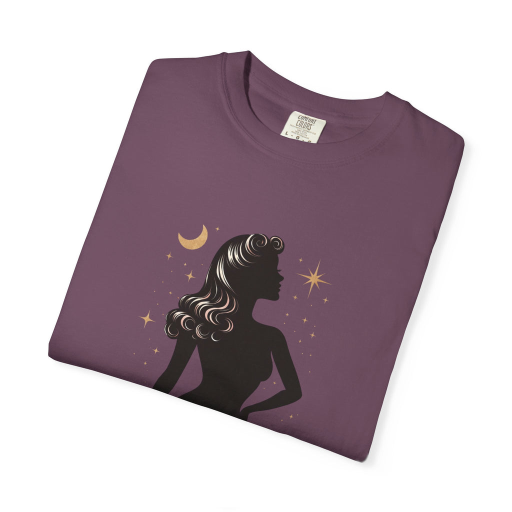 A Cosmic Woman Never Gets Lost – Vintage Feminine Cosmic T-Shirt