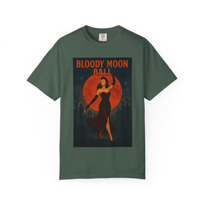Bloody Moon Halloween Unisex T-Shirt – Vampire Retro Graphic Tee, Vintage Horror Spooky Top, Scary Season Shirt - Madame Soulière